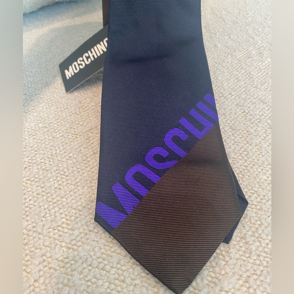 NWT Moschino Tie - Picture 2 of 4